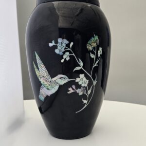 Large Urn #25004